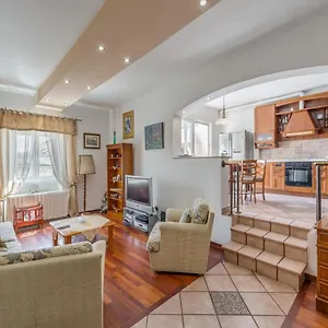 Apartment Marmont, Split